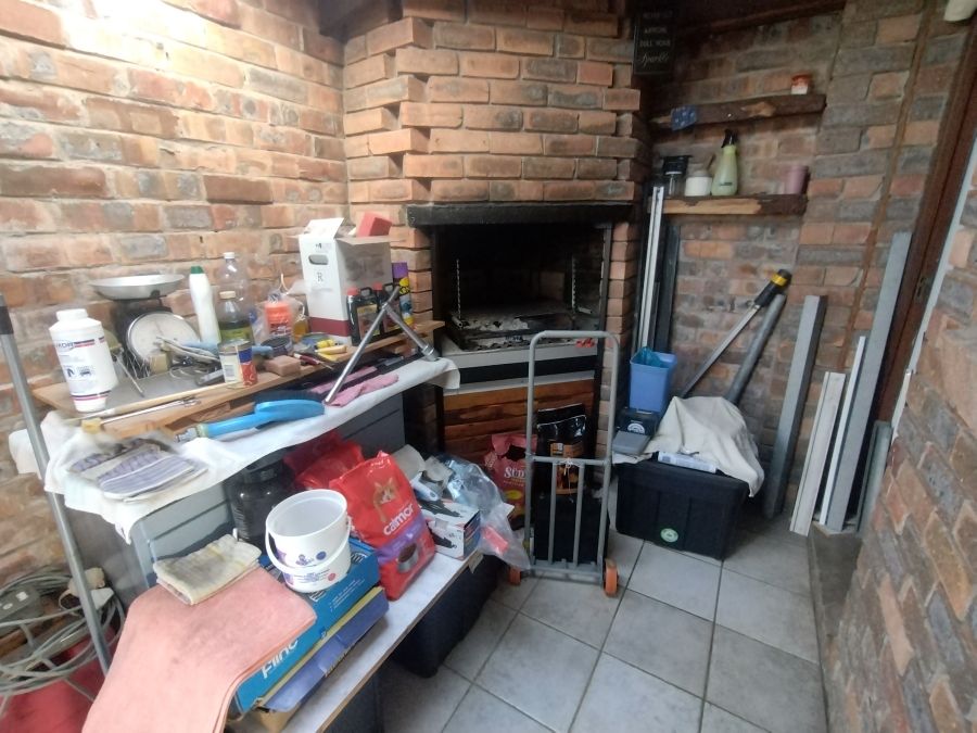3 Bedroom Property for Sale in Noorsekloof Eastern Cape